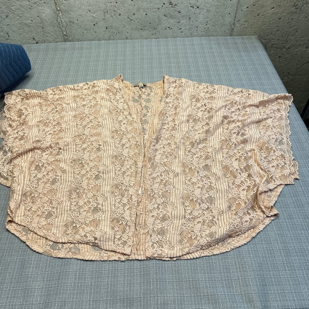 Misia Curvy Lace Kimono Cardigan Sheer Open Front Duster Peach‎ 3X